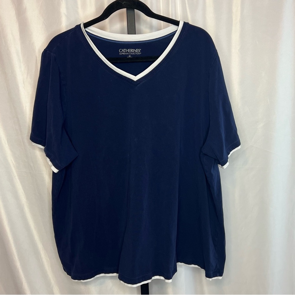 Catherines Blue and White Short Sleeve T-Shirt, size 2X 22/24W